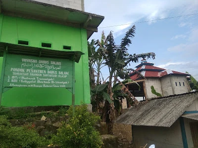 Pondok Pesantren Darus Salam Bantarsari