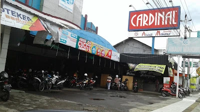 Toserba Abadi Makmur