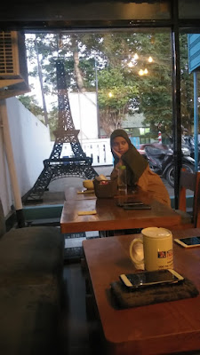 90's Cafe Purwokerto