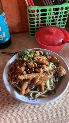 Mie Ayam Takasi Mura