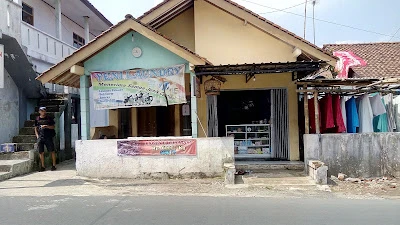 Yeni Laundry - Mbah Nur Khamid