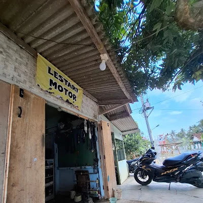 Lili Bengkel Motor