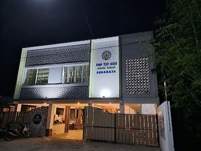 SMP Top Kids Islamic School