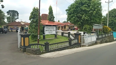 Balai Desa Karangtengah