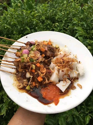 Sate ayam bang roji