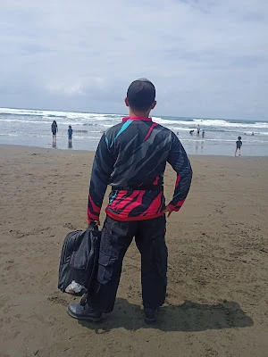 Sandy Laundry