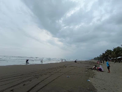 Pantai Singkil Indah Karangpakis