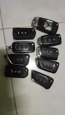 Ahli Kunci immobilizer Motor Keyless dan Jasa Buka Mobil Terkunci