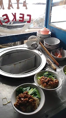 Mie ayam Bakso ceker (Bang talam)