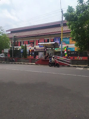 Halte BRT TransJateng Pasar Manis