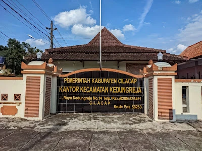 Kantor Kecamatan Kedungreja