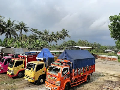 CUCIAN MOBIL MAJU JAYA