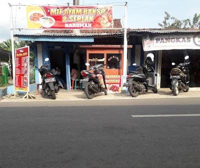 Mie Ayam Bakso & Seblak Karomah