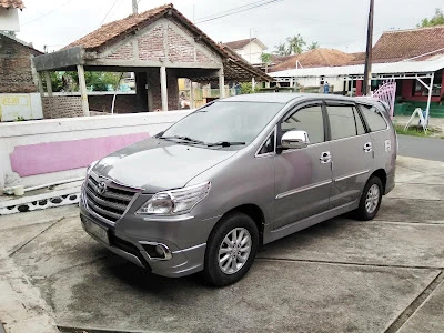 Yuriz Cuci Mobil Motor
