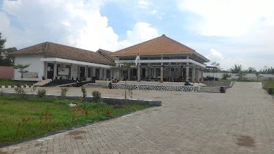 Kantor Baru Kelurahan Karangwangkal
