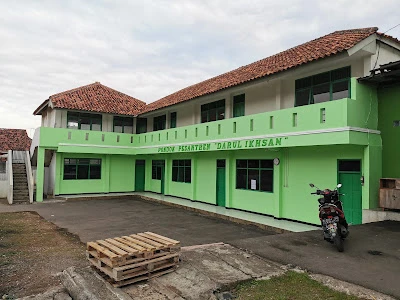 Pondok Pesantren dan TPQ Darul Ichsan