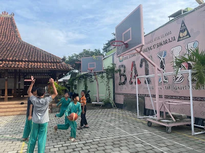 SMP PERSADA INSAN NUSANTARA SOKARAJA TEBUIRENG 17