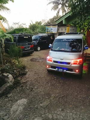 FADHIL TOUR & TRAVEL