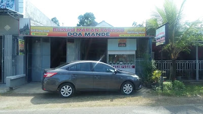 RUMAH MAKAN PADANG DOA MANDE