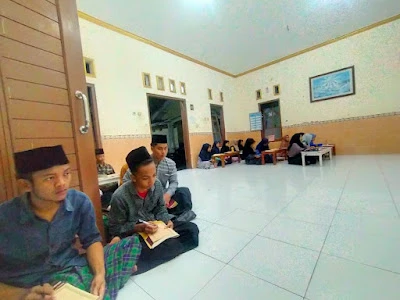 Pondok Pesantren & TPQ Hidayatul Mubtadi'ien Payau