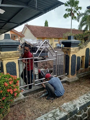 Bengkel Las Gradasi Logam Kreasi . Sovanto Sophan