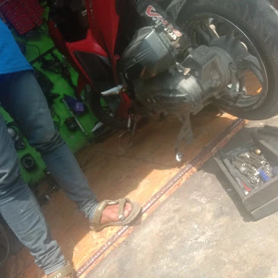 BENGKEL PESAWAT & HELIKOPTER