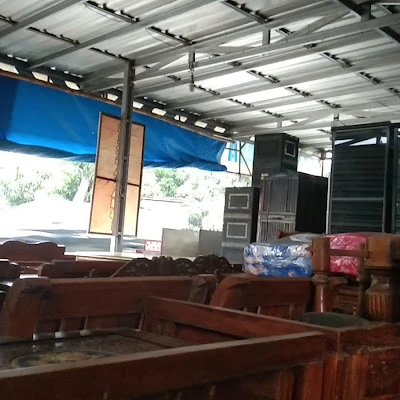 Toko meubel central jaya