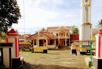 Balai Desa Sawangan