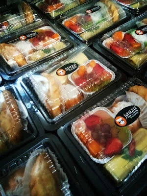 jauza Snack and catering