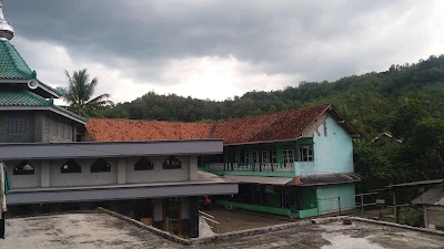 Pondok Pesantren Al Hidayah Purwojati