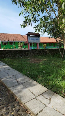 SD Negeri Jeruklegi Kulon 02