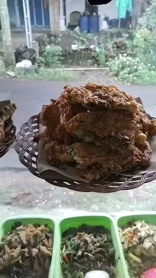 WARNAS BU JOKO