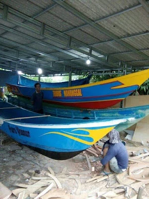 Sartiman/Senthid Percetakan Perahu Fiberglass STN