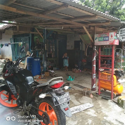 Cuci mobil dan motor laksana baru