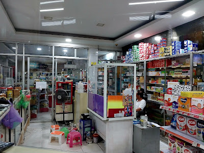 Air Mancur Drugstore