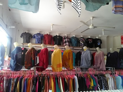Al - Musyarofah. Pindah jadi satu dengan apotek BKD