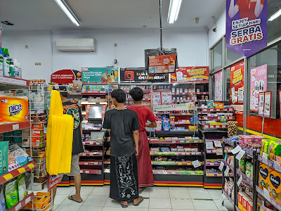 Alfamart Pengkolan Sidareja