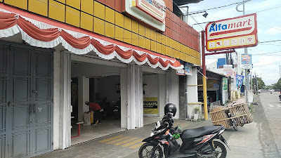 Alfamart Sudirman