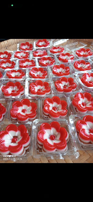 Aneka kue basah evi