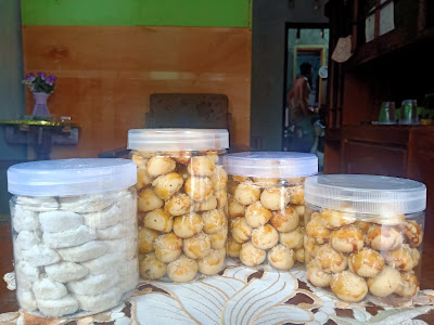 Aneka Kue "Mamah ISti/Umi"