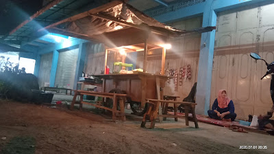 Angkringan dan Lesehan Puyuh