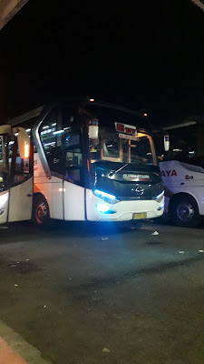 Angkringan Depan Pool Murni Jaya