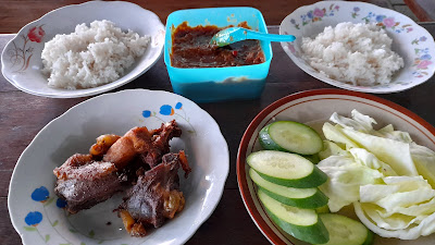 Angkringan DPR Baturraden