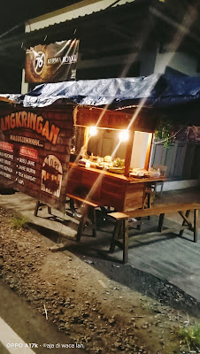 ANGKRINGAN MASZEHH..