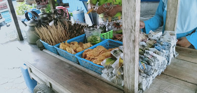 Angkringan pasar hewan