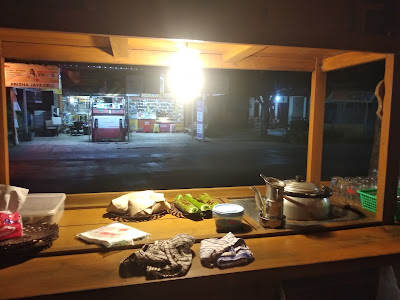 Angkringan Rest Area Lapangan Waruh doyong