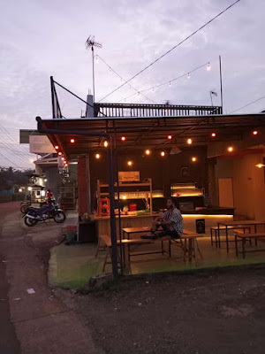 Angkringan Sedap Malam Bandingan