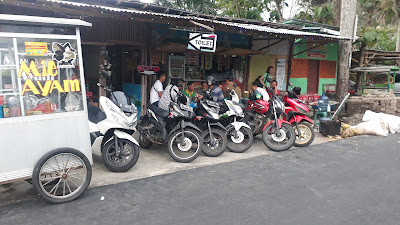 Angkringan Warung Rakyat 1