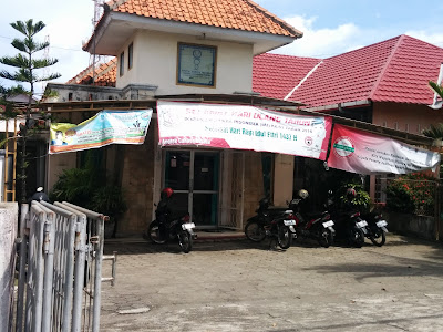 Apotek Cahaya Husada