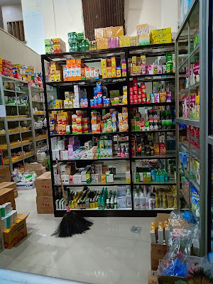 Apotik Genteng